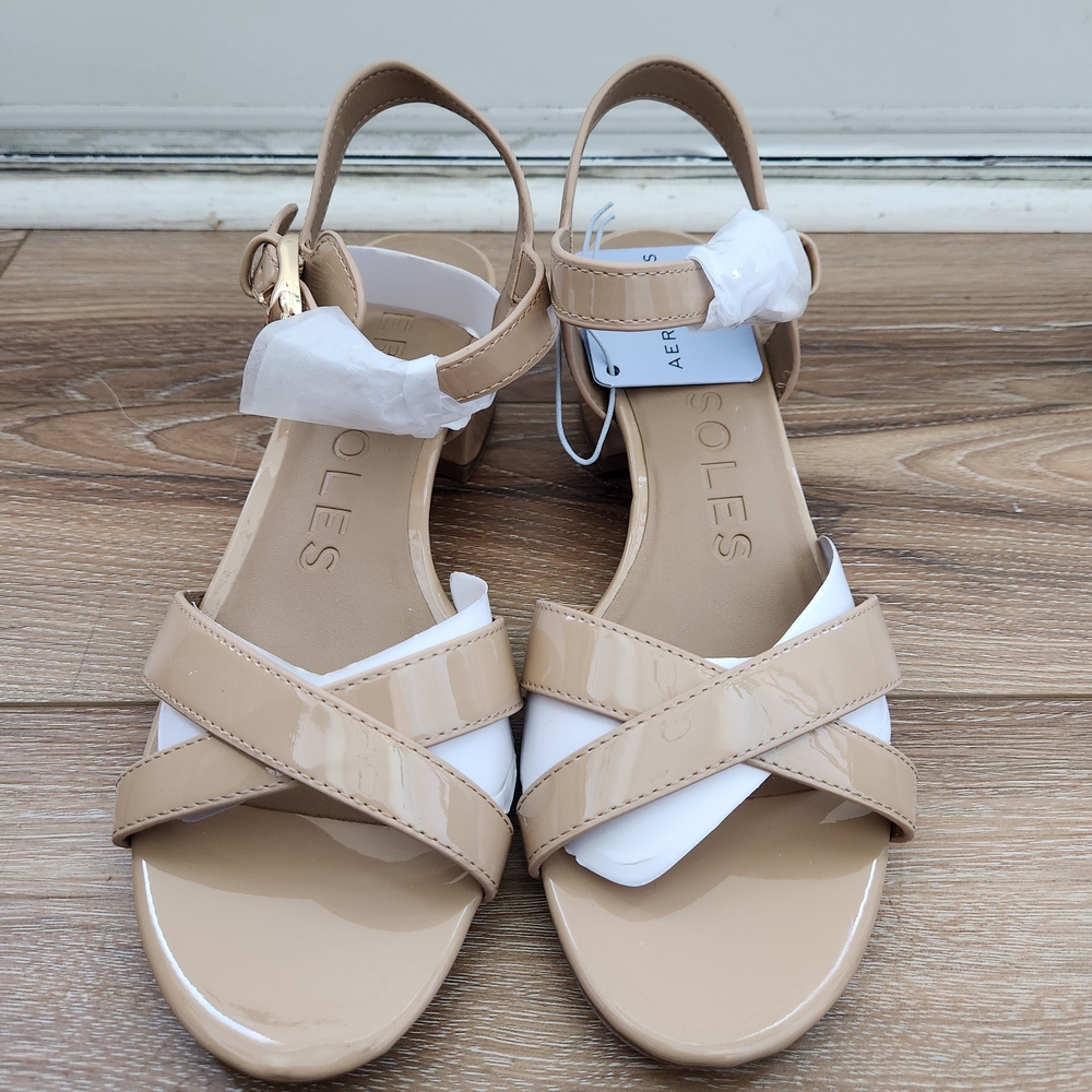 Aerosoles Women's Tan Sandals